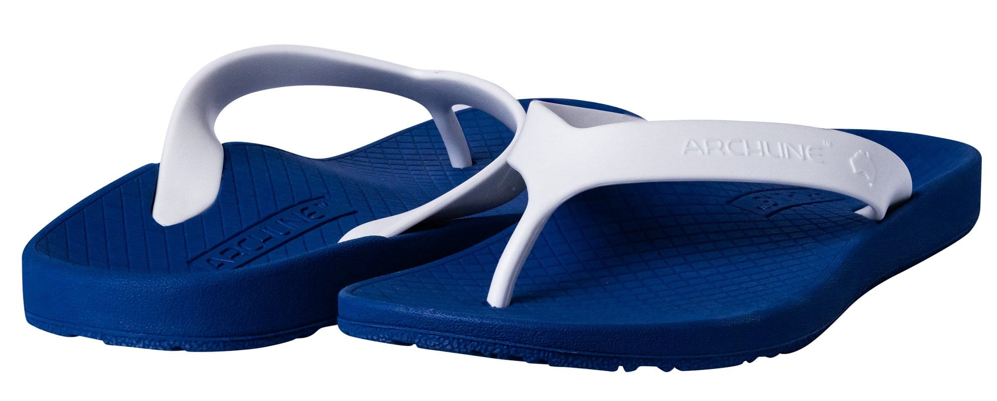 https://www.foothq.com.au/cdn/shop/files/foot-hq-footwear-archline-orthotic-arch-support-flip-flop-thongs-blue-white-straps-30988898599103_5000x.jpg?v=1690165995
