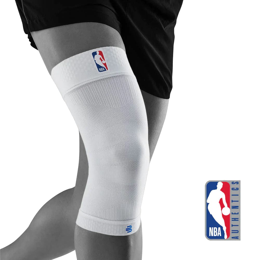 https://www.foothq.com.au/cdn/shop/files/nba-official-knee-sleeve-performance-bauerfeind-compression-braces-s-white-official-nba-sponsored-knee-compression-sleeve-33343332155583_1200x.webp?v=1690163659